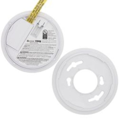 900-CUAR Hardwired Smoke and Carbon Monoxide Alarm (120v) w/ AA Battery Backup